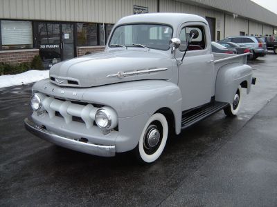 1952 Ford F1 12 Ton