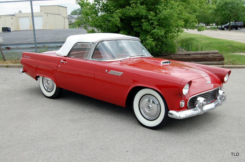 1956 Ford Thunderbird 