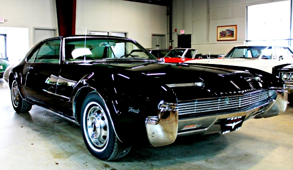 1966 Oldsmobile Toronado